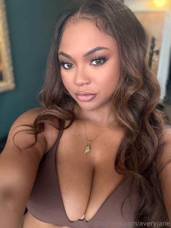 BTS 📸  I signed with a new adult talent agency - The Bakery ..