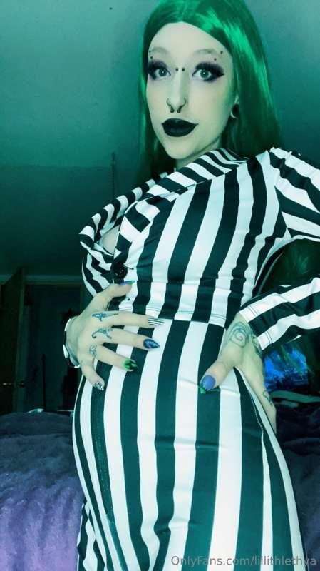 🖤💚 Beetleslut Beetleslut Beetleslut! 💚🖤