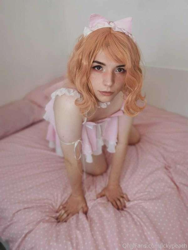 To those who voted kitty maid (＾• ω •＾)it’s your lucky day b..