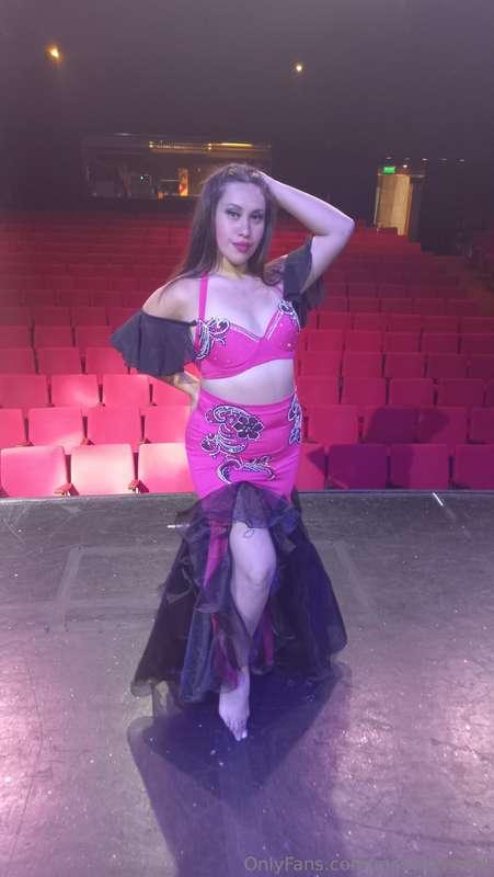 Would you like a private show?😏🌹