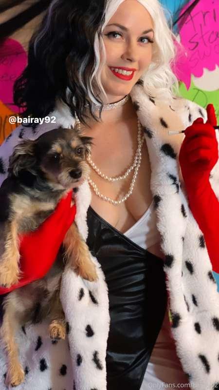 Silly Cruella Cosplay lol