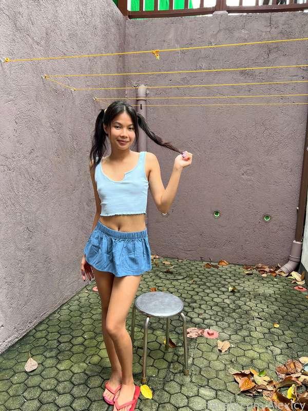 your favorite student 

#fyp #young #petite #asian #tiny #tight #sweet #cute #smalltits #teen #barelylegal #schoolgirl #smallboobs #18 #small