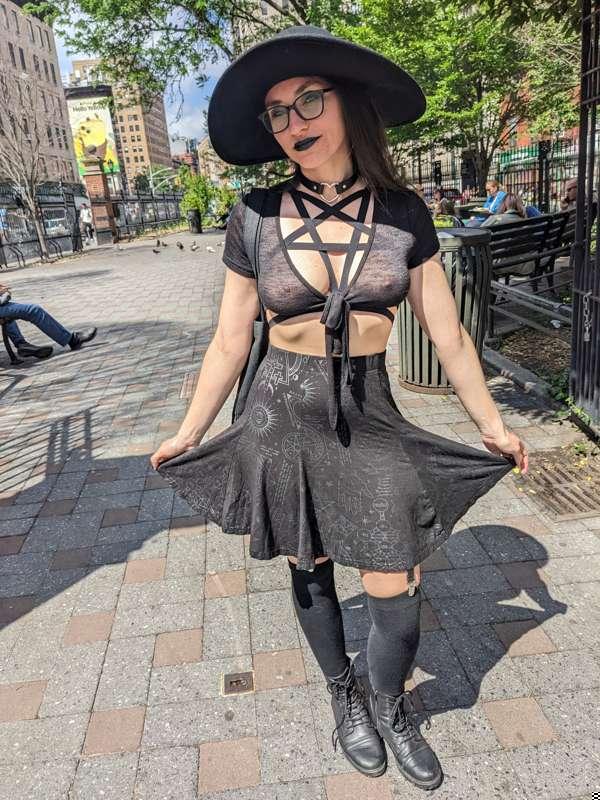 Check out a new clip and some pics! 