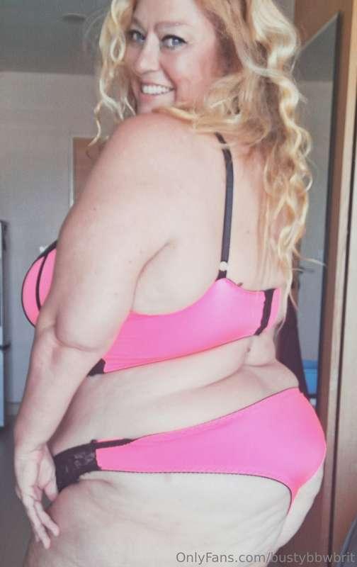 How's your day going darling? x