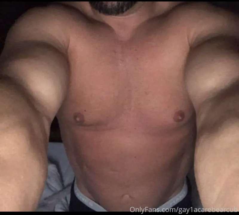 This HOT DADDY BEAR just took my hole how he wanted 29 min o..