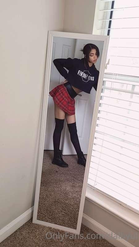 Cute New outfit? I say yes please 😈