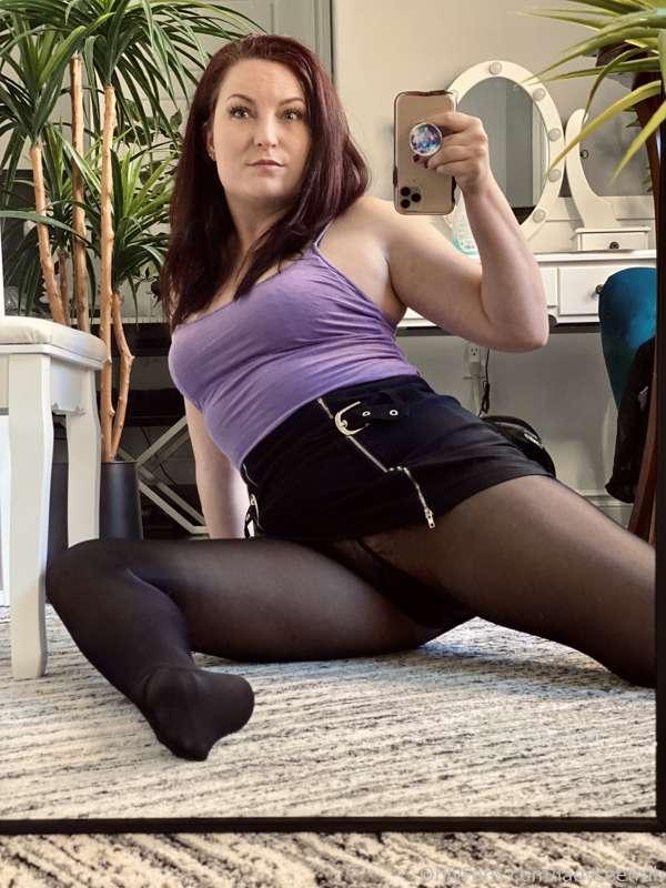 Tights Tuesdays are Hot 🔥 Have a wicked day 😈