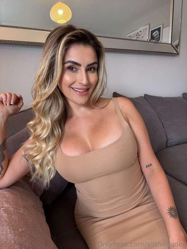 Just chilling… but make it a bit much 😜
