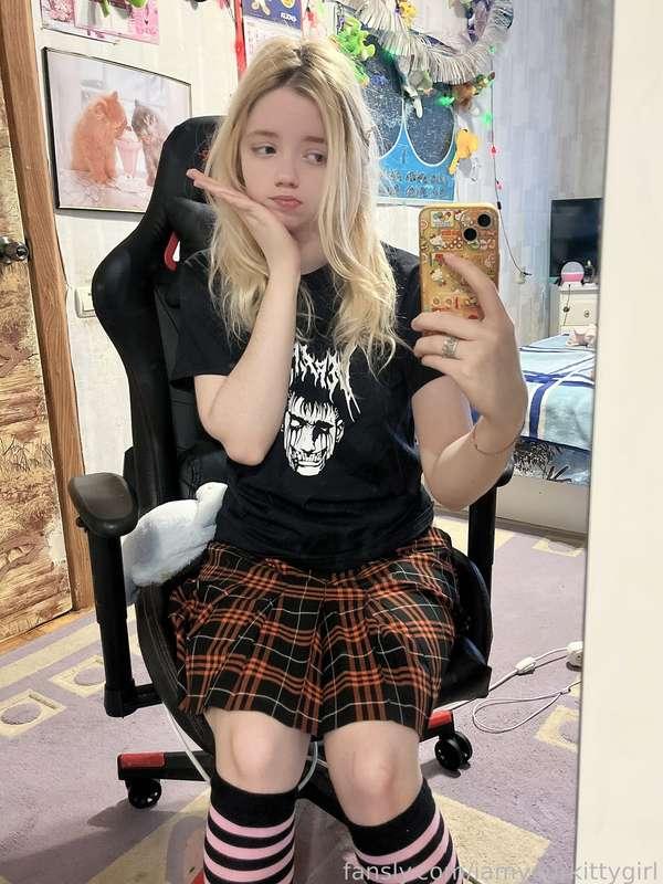 iamyourkittygirl image #1