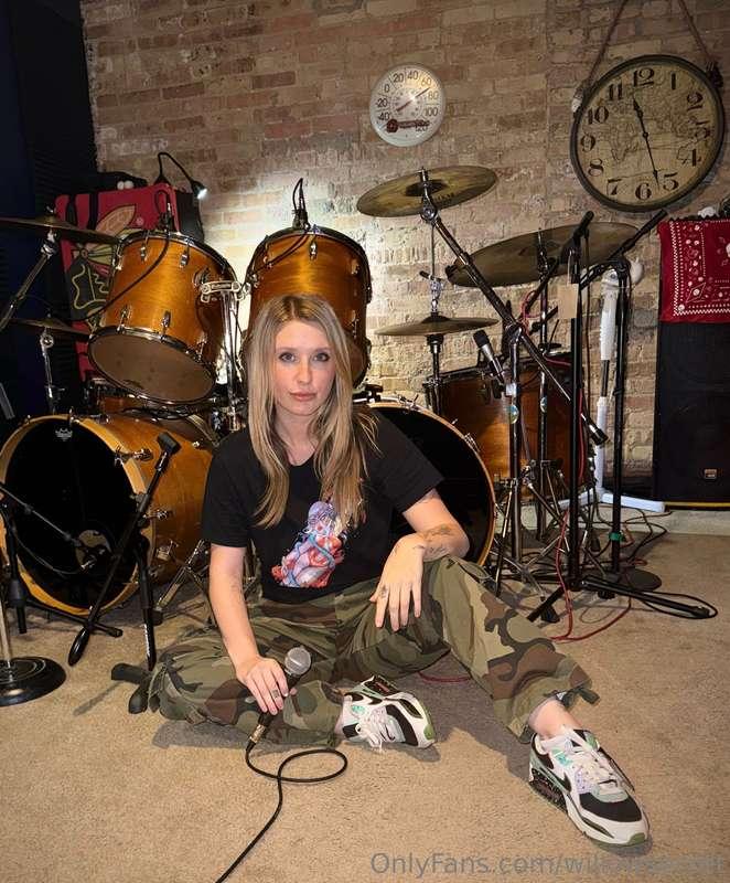 I had a concert this weekend! Who would be my groupie?
