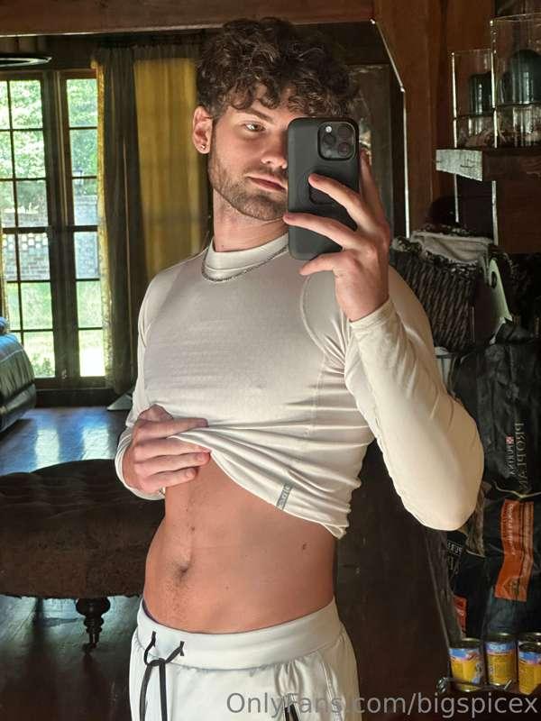 off to the gym, what do we think of the gym fit? 👀