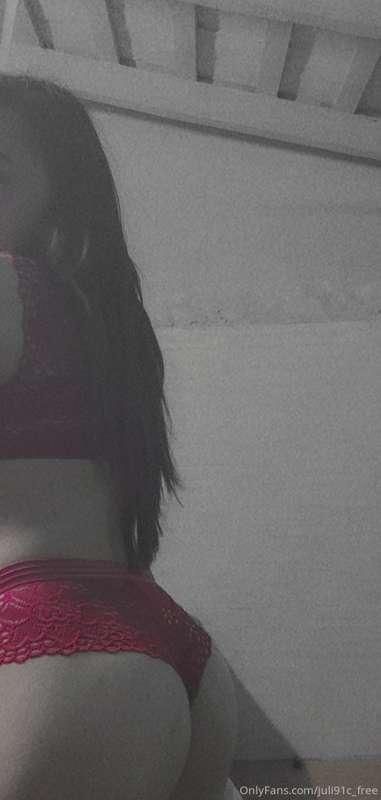 Que me dejen las nalgas rojas de tantas nalgadas 😍