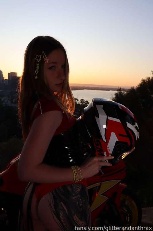 glitterandanthrax image #10