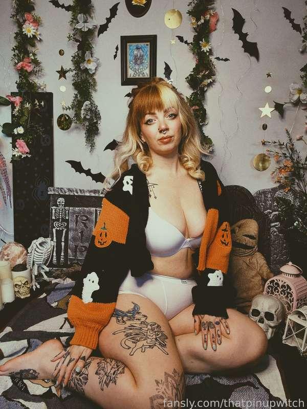 thatpinupwitch image #2