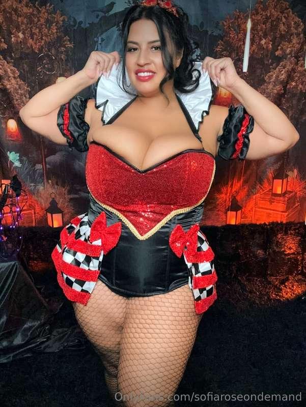 What would you rate my Halloween outfit? 🎃👻🦇😍TIP $5 = 5/5TIP..