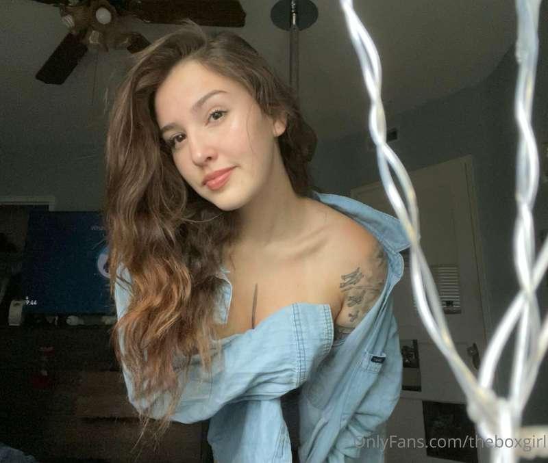 its a hung out nakey kinda day 