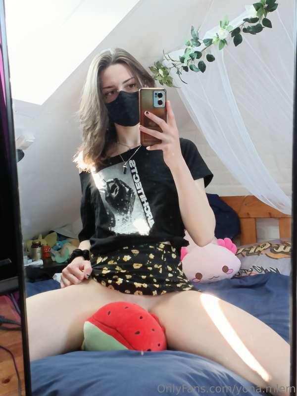 Hey stop looking like that, I'll make you cum soon don't wor..