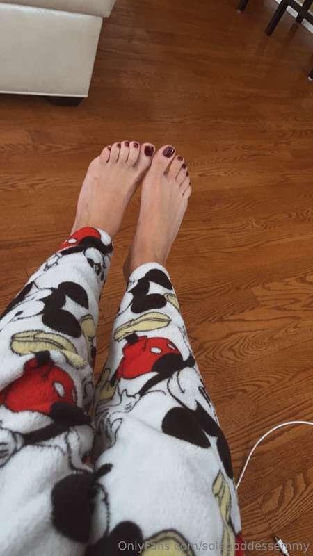 Mmm I had to wear the Micky Jammie’s because I think this co..