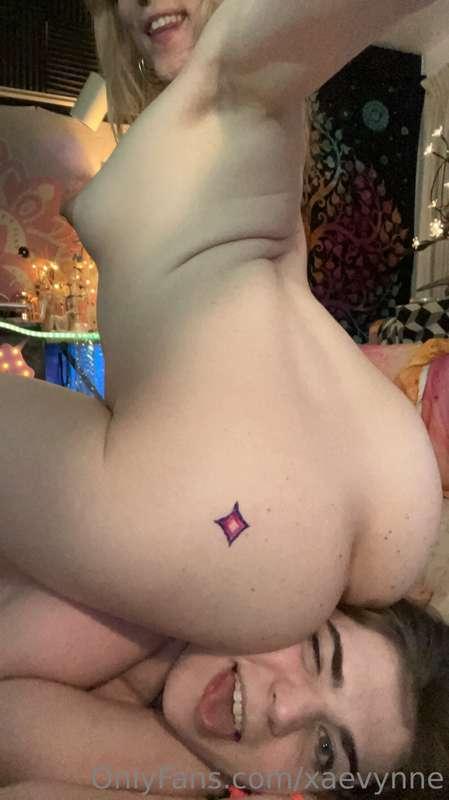 @milla_x_milla ’s cute lil face is my favorite place to put ..