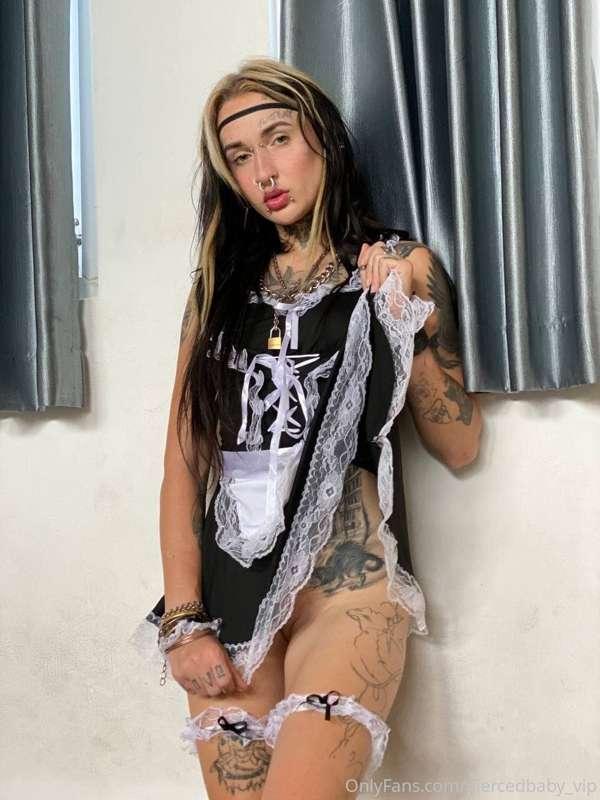should I lift my skirt higher?