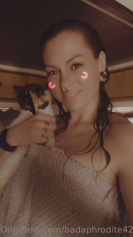 badaphrodite420 image #0