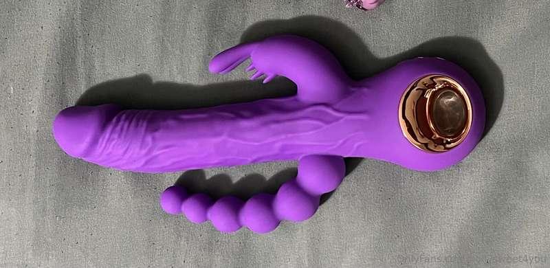 Over 13 minutes of me fucking myself until I cum with this n..