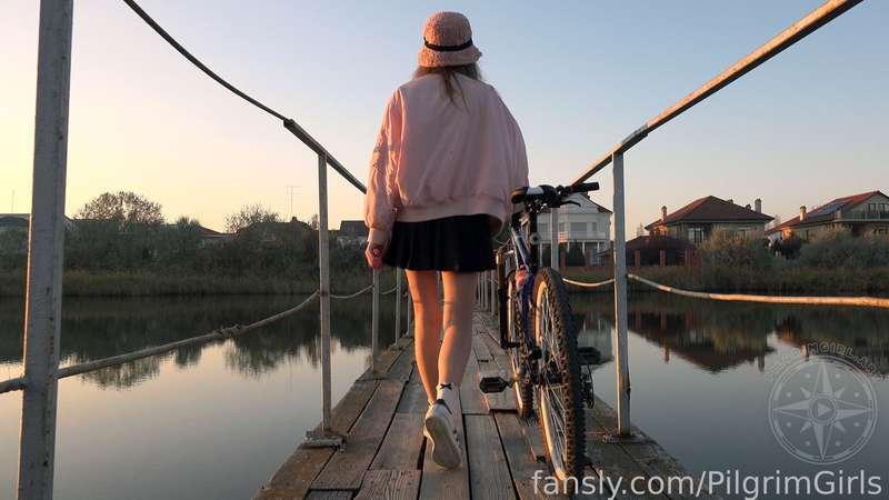 pilgrimgirls image #17