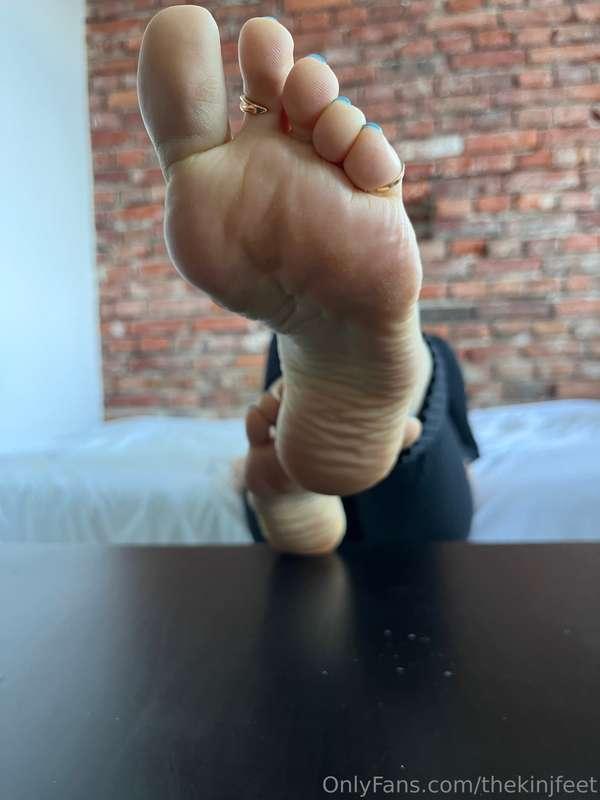 soft soles, in need of your kisses