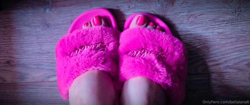 Come on, Barbie, let's go party 😃👣