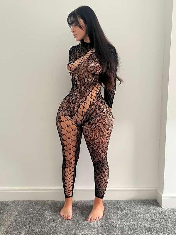 Does this look good on me?