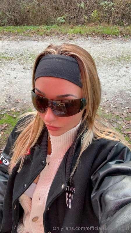 who wants to get freaky in the cold? 🥶😏 