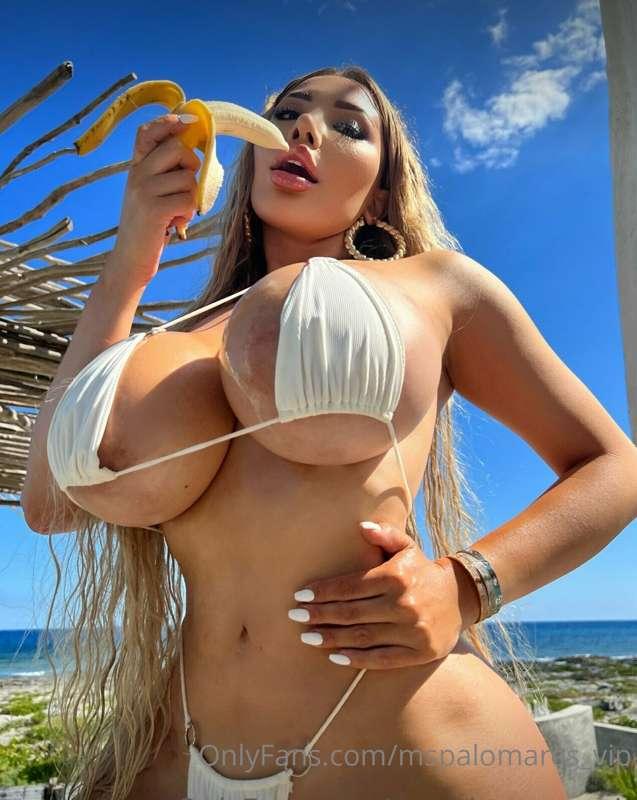 What do you imagine with your filthy mind? 🤭💦