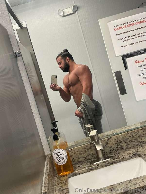 sebastupapi image #0