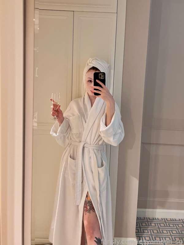 I wish you all an equally enjoyable evening🥰





#brunette #life #slim #cuteface #content #sexy #fyp #custom #relax#sexygirl