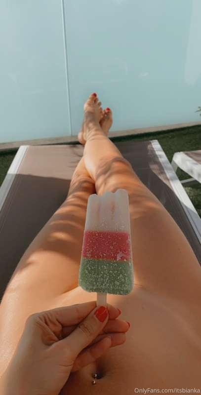 Who wants to lick 🍦