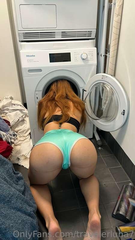 ***OOPS! GOT STUCKED ON THE WASHER MACHINE!*** 😏
I was looki..