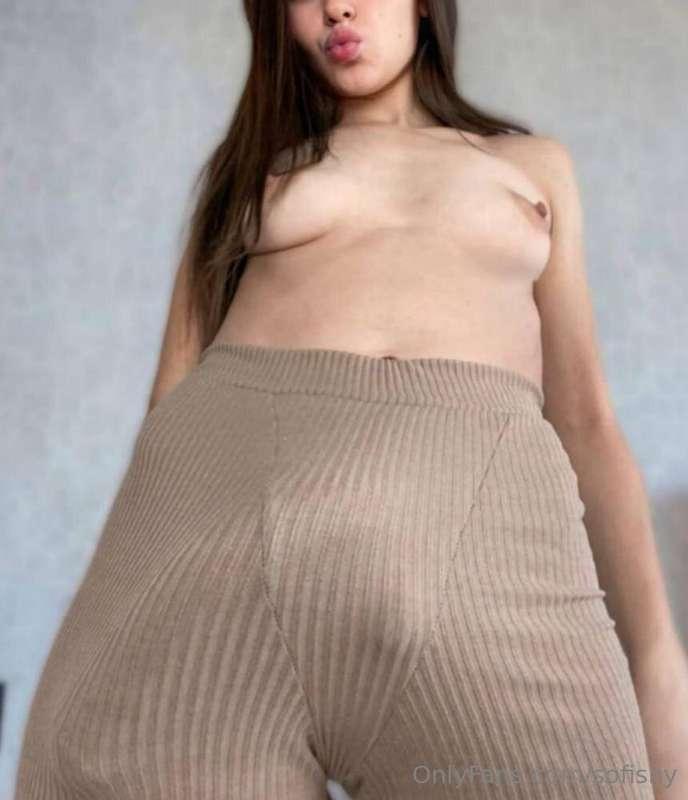 ❤️Just today❤️ @alice_keith ready to let you cum on her juic..