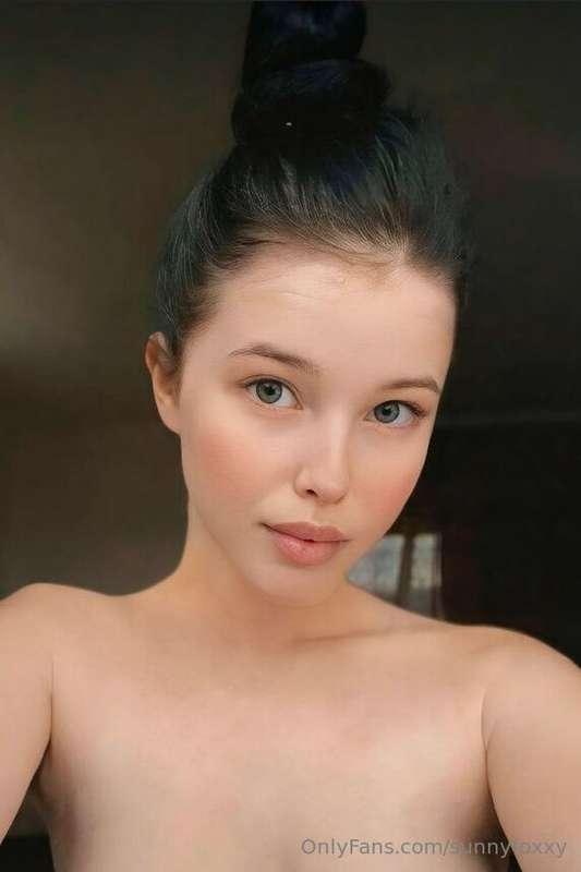 ❤️❤️❤️FREE SUBSCRIPTION❤️❤️❤️
Write to her 👉@miladark she is..
