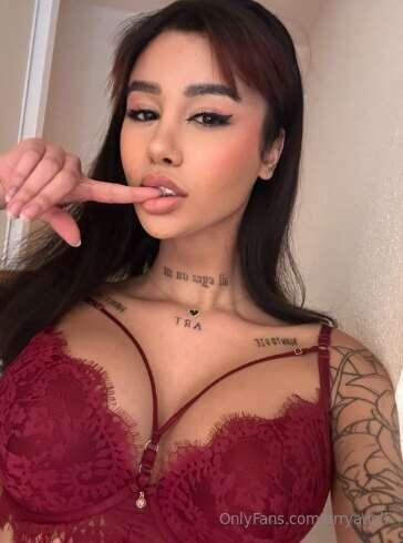 Will you obey what I say ? 😈😈