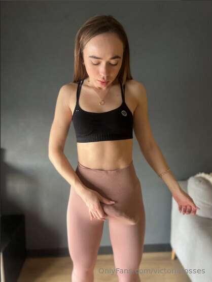 🔥 STOP SCROLLING🔥Your sweet girl with dirty thoughts!@eva_vv..