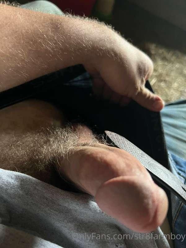 June is dairy month who wants to come milk with me 😉😈