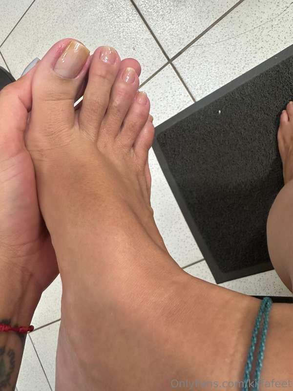 kiffafeet image #0