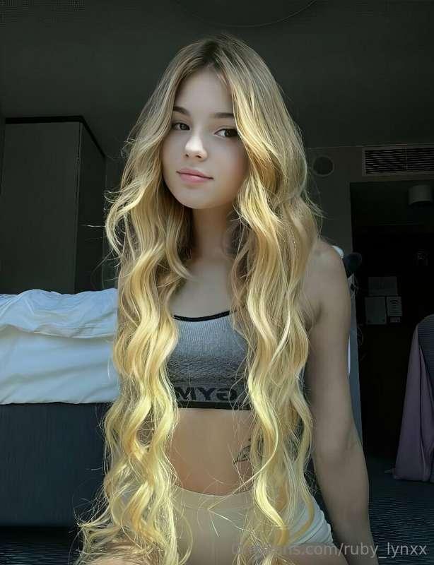 🔥 STOP SCROLLING 🔥@milared_free 

😇 VIP @red_mila @red_mila ..