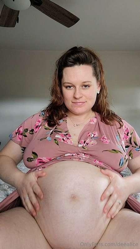 ❤️Never released Pregnancy Content! 🤩 I was cleaning out the..