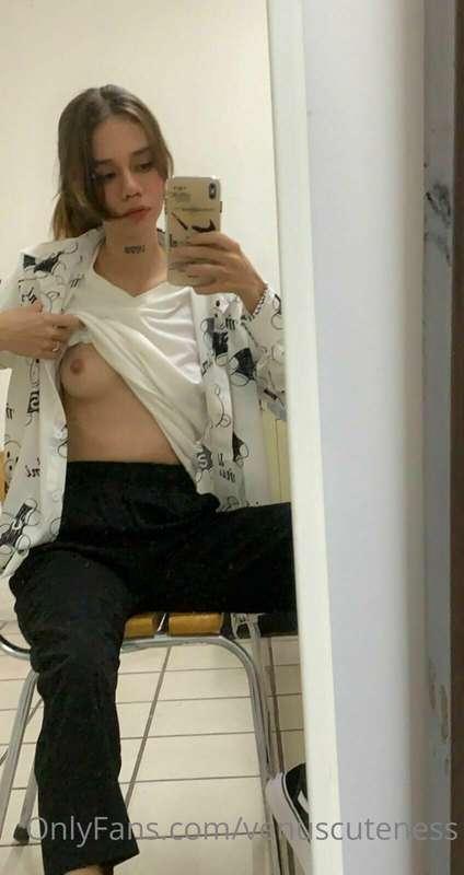 venuscuteness image #3