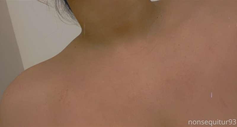 My sunburn is pretty much gone!!! You know what that means!?..