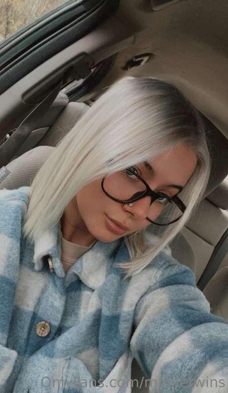 Got my hair done today.. you like? 😉