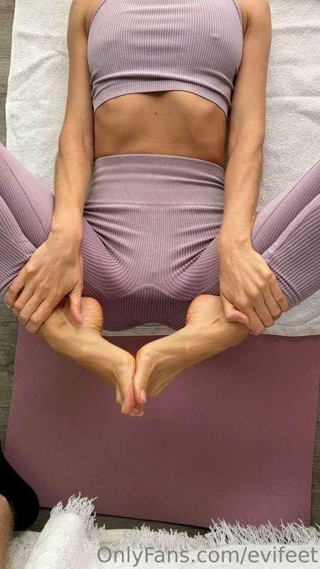 Yoga Footjob video coming soon!🦶