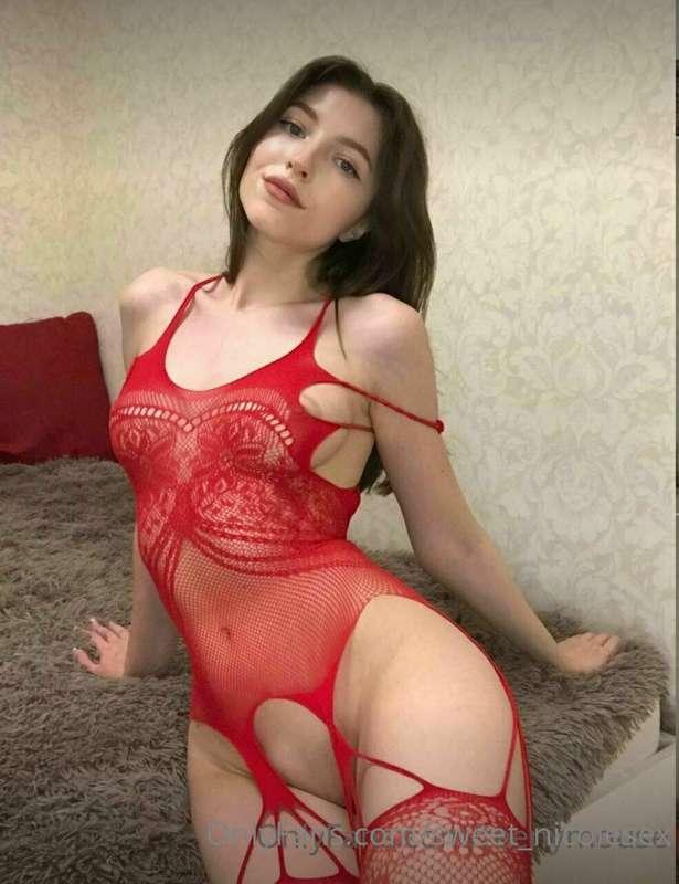 This horny 💋wet girl 💦 is waiting on your message ✍️

@teeny..