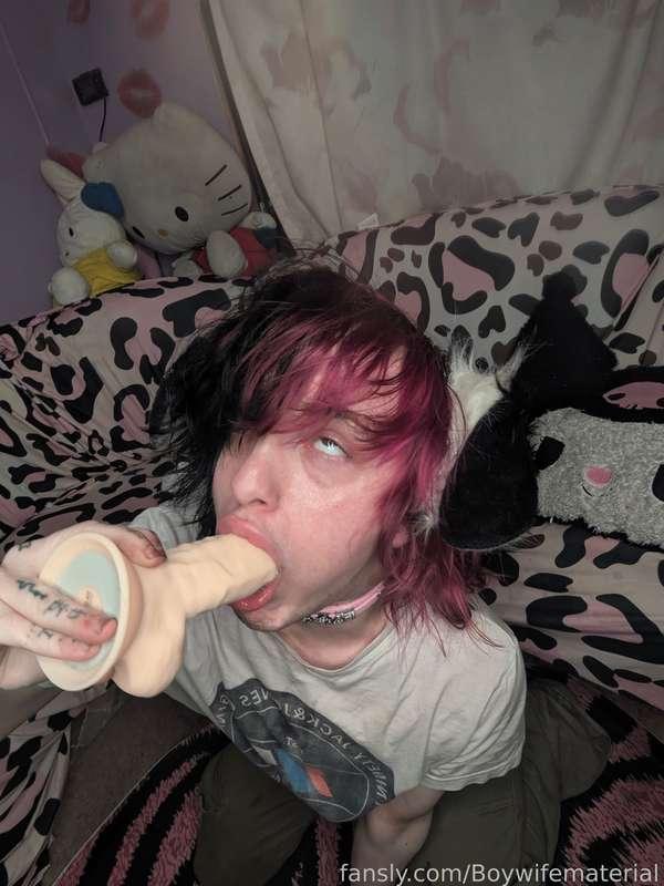 boywifematerial image #3
